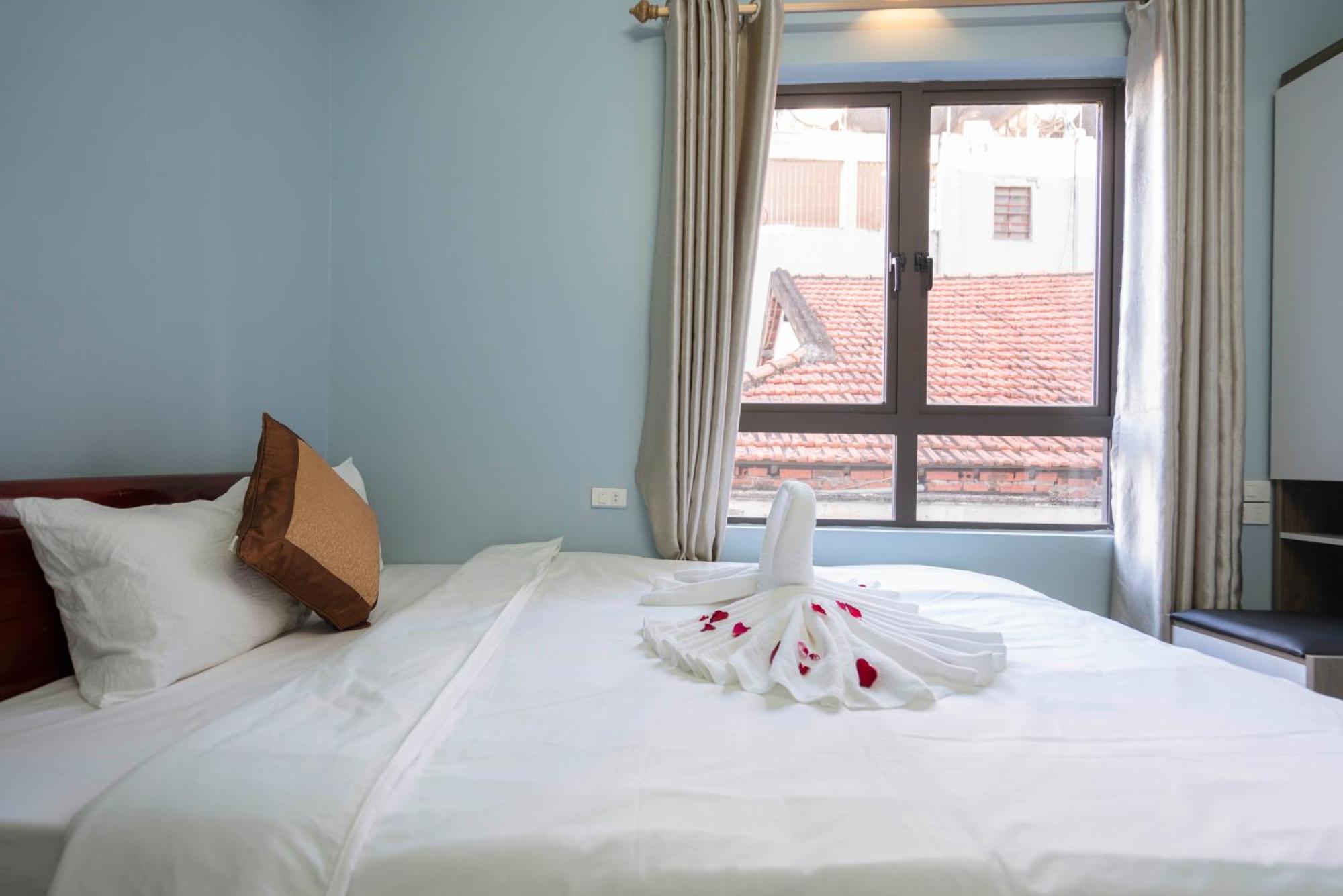 Ha Long Fancy Hostel With Vegetarian And Vegan Restaurant 外观 照片